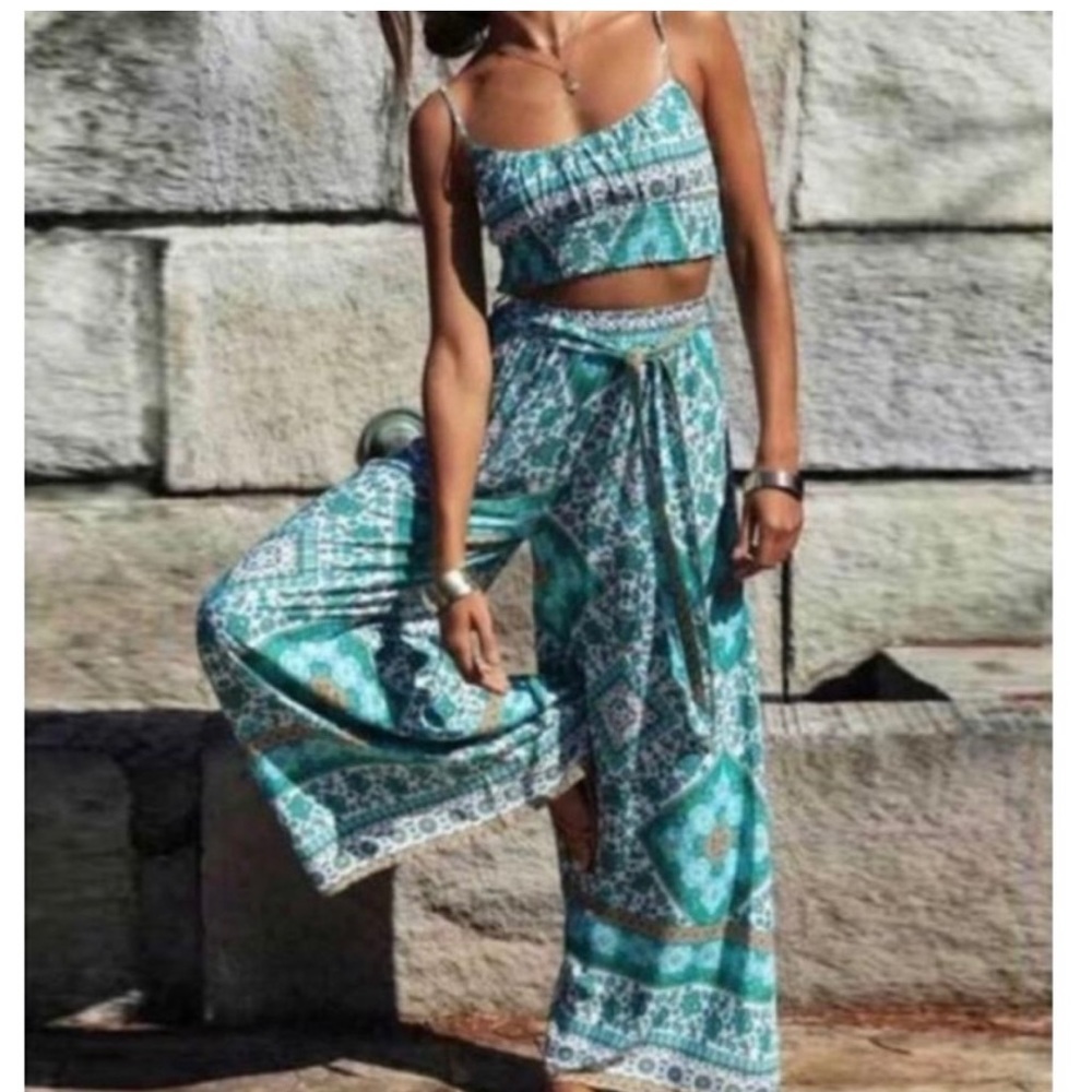 Summer fun 2 pc top & wide pants.l😎